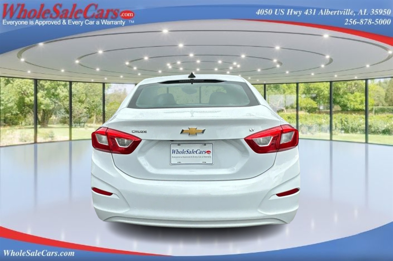 2016 Chevrolet Cruze LS photo 2
