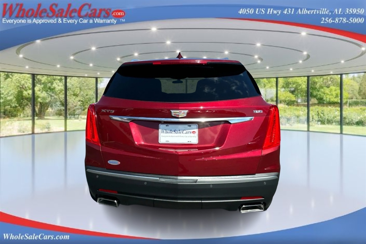 2018 Cadillac XT5 photo 2