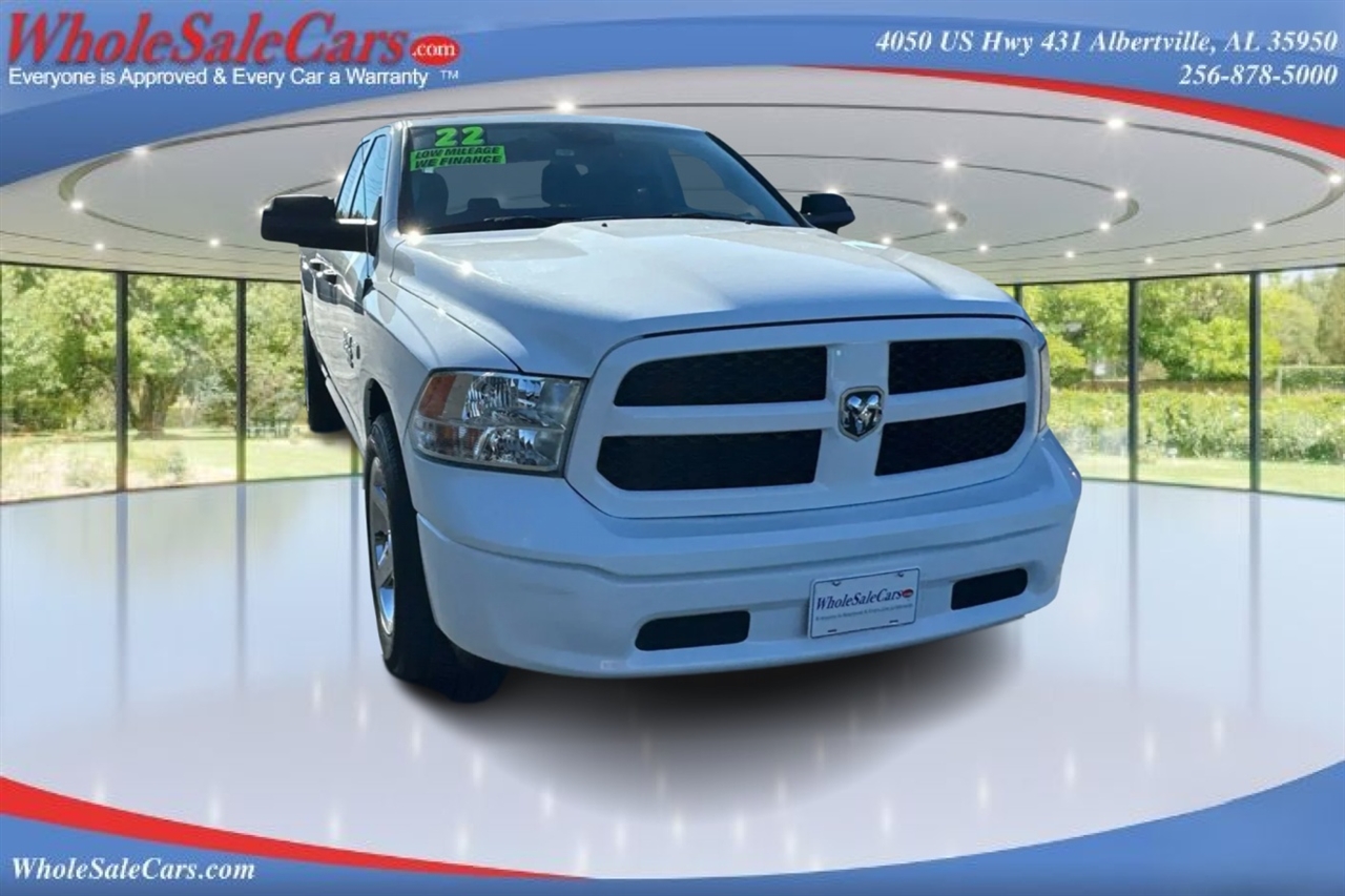 RAM 1500 Classic Tradesman 4x2 Quad Cab 6'4" Box 2022 RAM 1500 Classic Tradesman 4x2 Quad Cab 6'4" Box 2022
