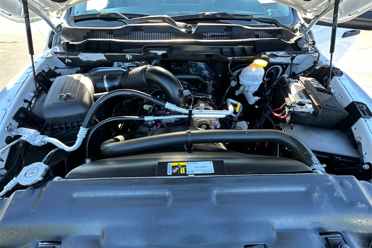 RAM 1500 Classic Tradesman 4x2 Quad Cab 6'4" Box 2022 RAM 1500 Classic Tradesman 4x2 Quad Cab 6'4" Box 2022