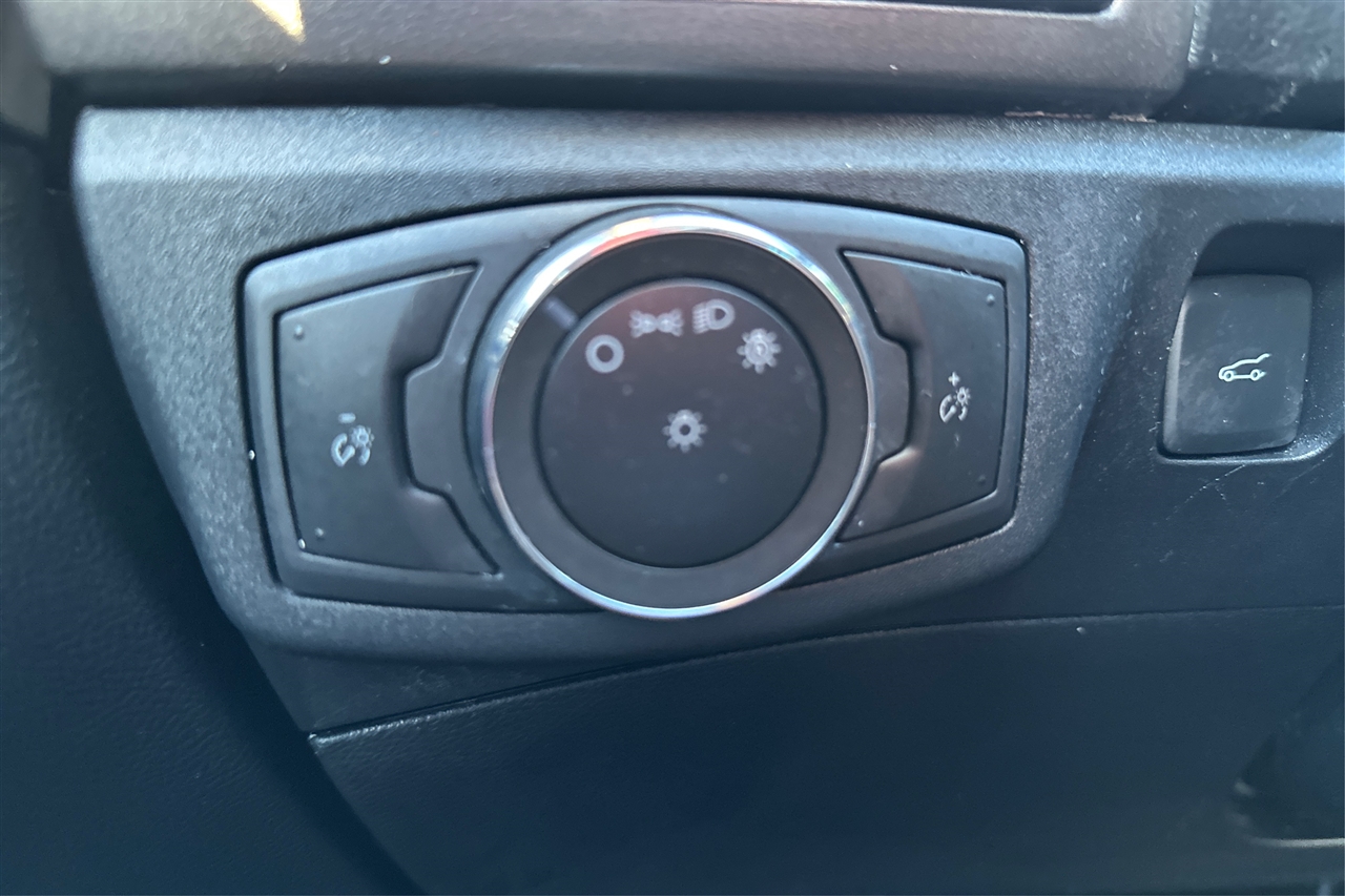 Ford Fusion SEL FWD 2020 Ford Fusion SEL FWD 2020