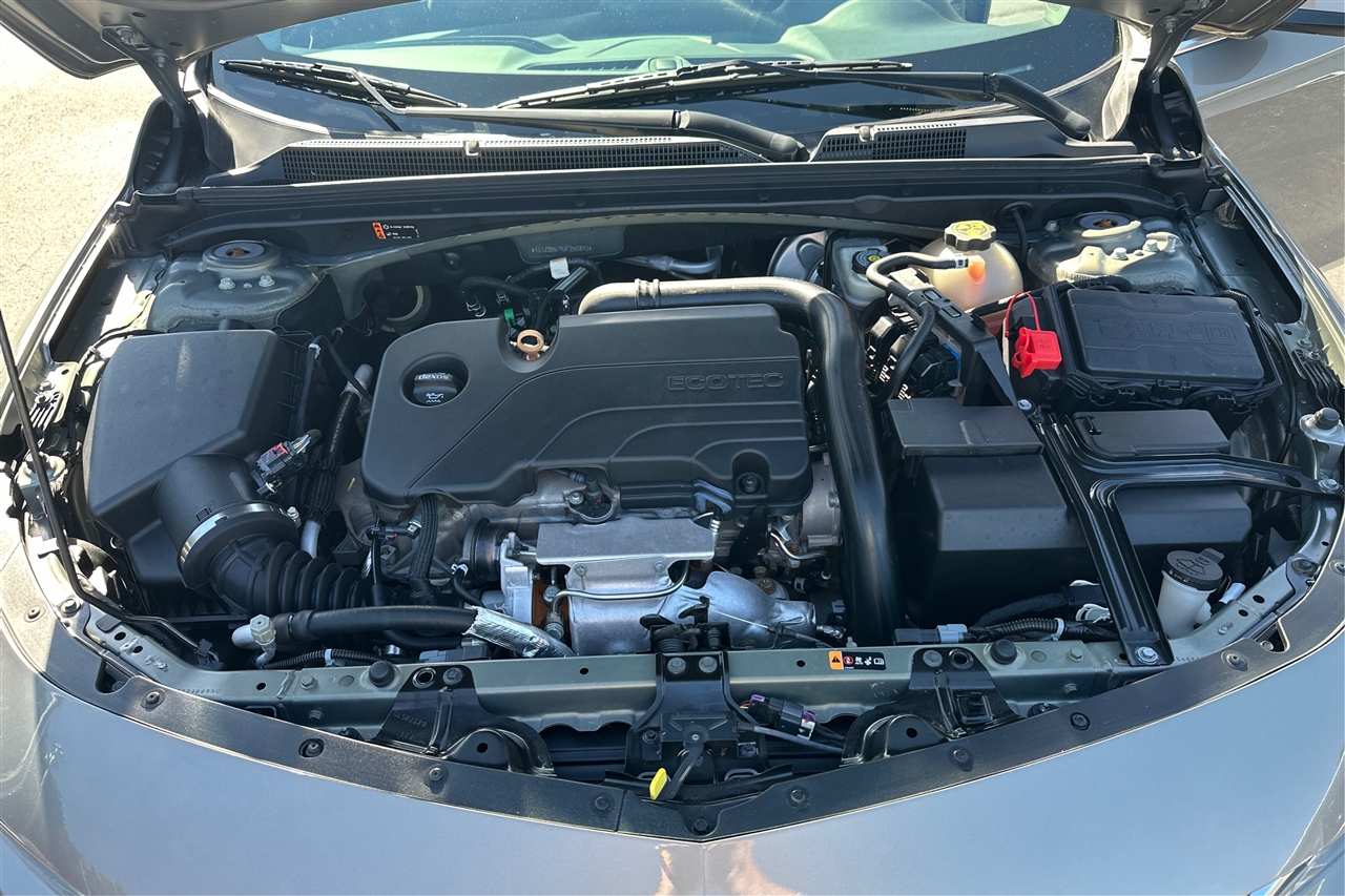 Chevrolet Malibu 4dr Sdn LT w/1LT 2018 Chevrolet Malibu 4dr Sdn LT w/1LT 2018