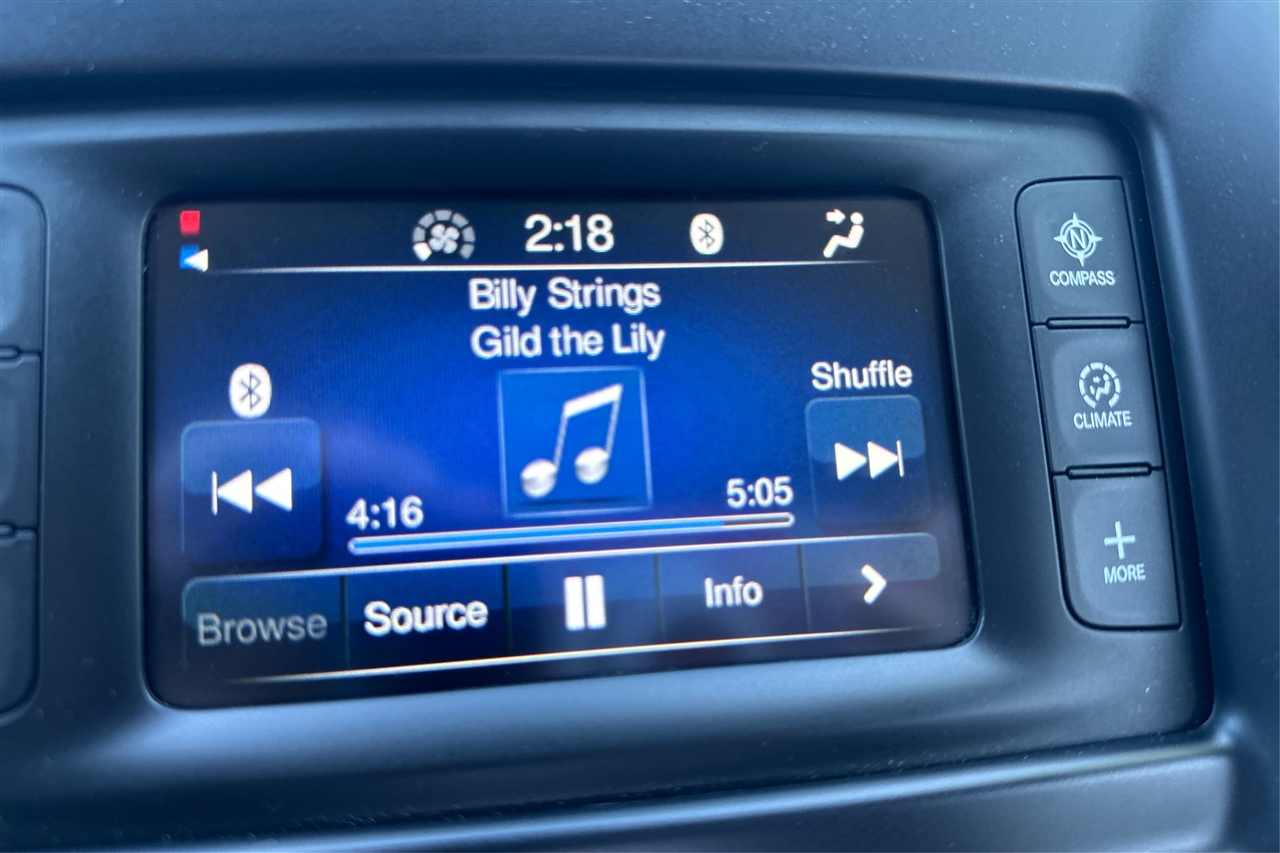 Chrysler 200 4dr Sdn Limited FWD 2016 Chrysler 200 4dr Sdn Limited FWD 2016