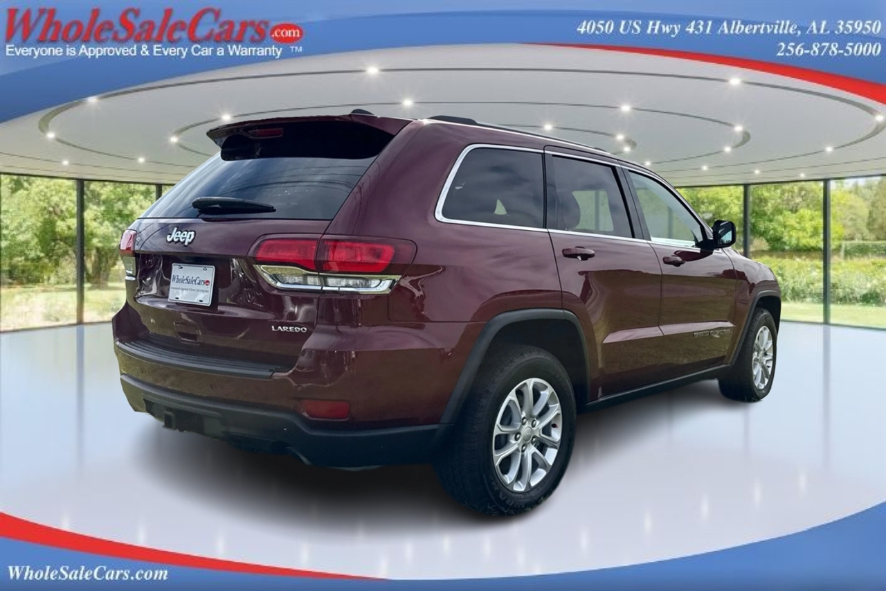 Jeep Grand Cherokee Laredo 4D SUV RWD 2021 Jeep Grand Cherokee Laredo 4D SUV RWD 2021