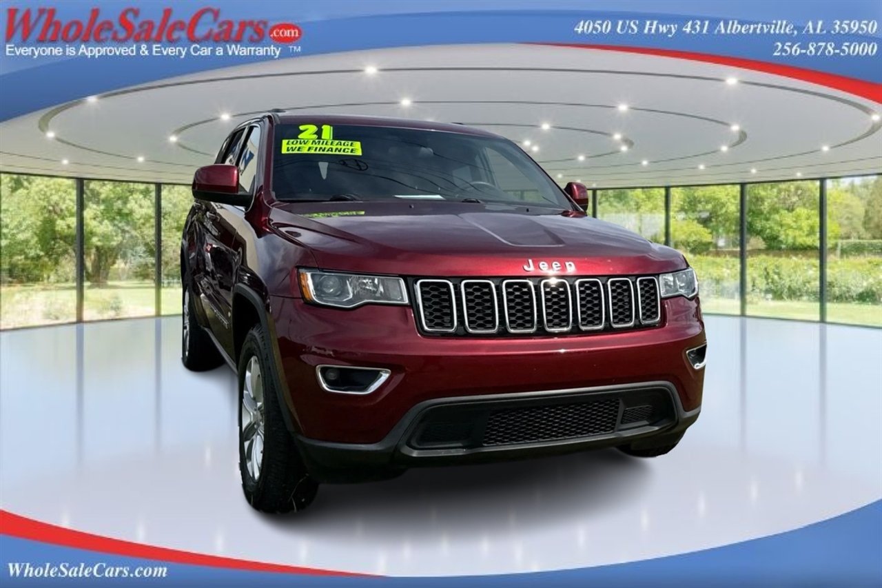 Jeep Grand Cherokee Laredo 4D SUV RWD 2021 Jeep Grand Cherokee Laredo 4D SUV RWD 2021
