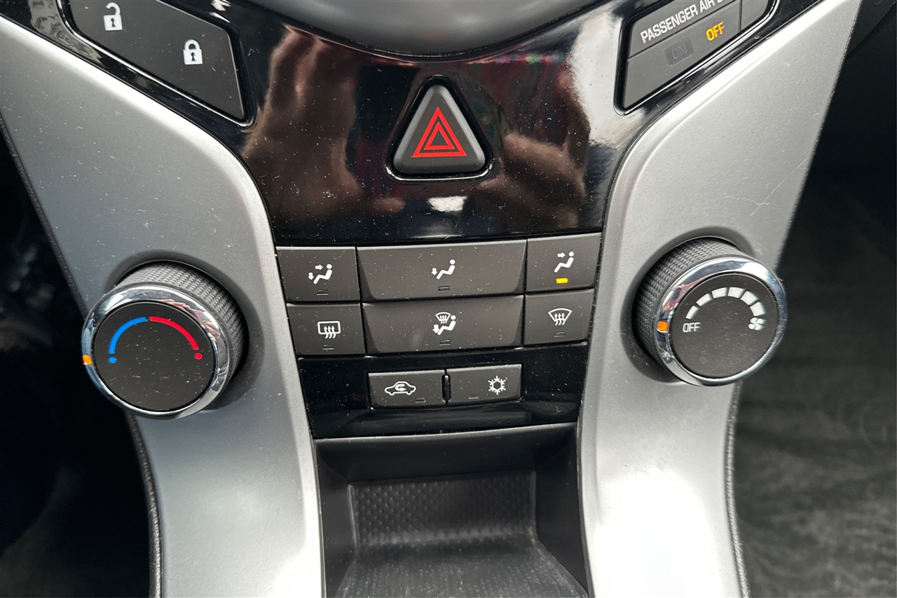 Chevrolet Cruze LT 4D Sedan 2014 Chevrolet Cruze LT 4D Sedan 2014