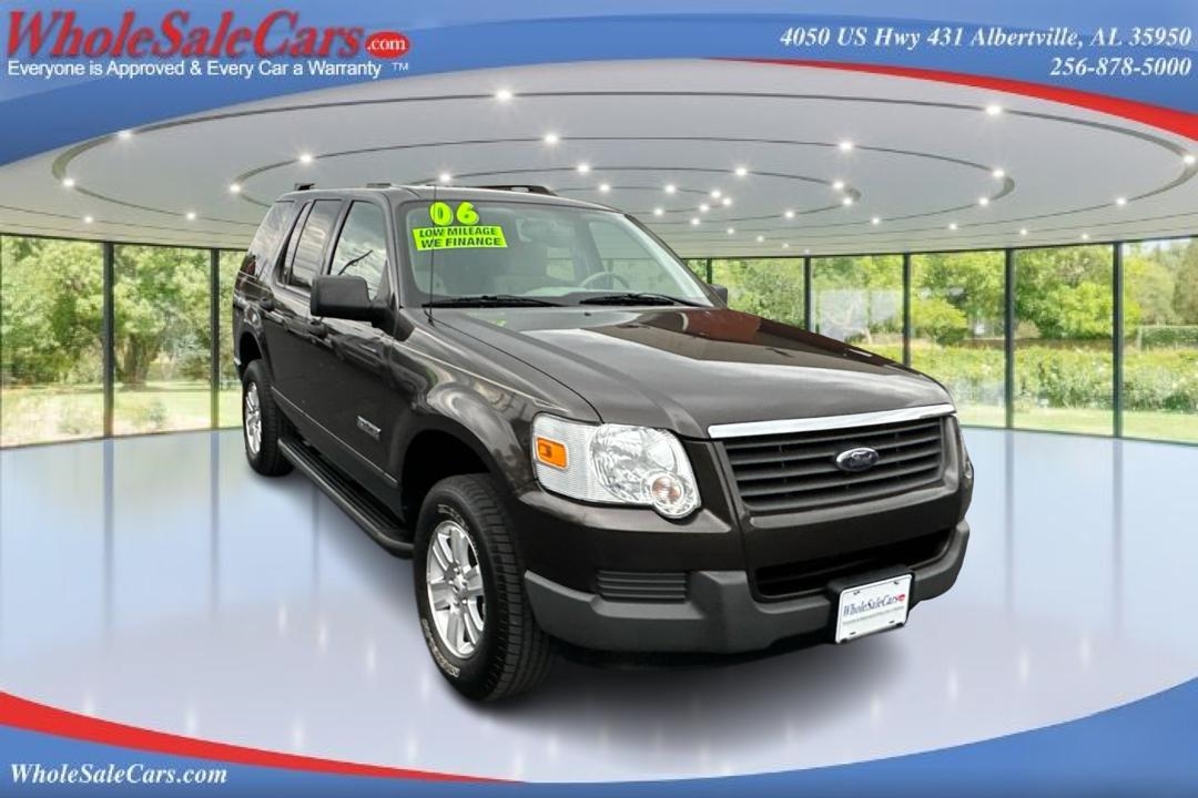 Ford Explorer XLS 4D SUV 4WD 2006 Ford Explorer XLS 4D SUV 4WD 2006