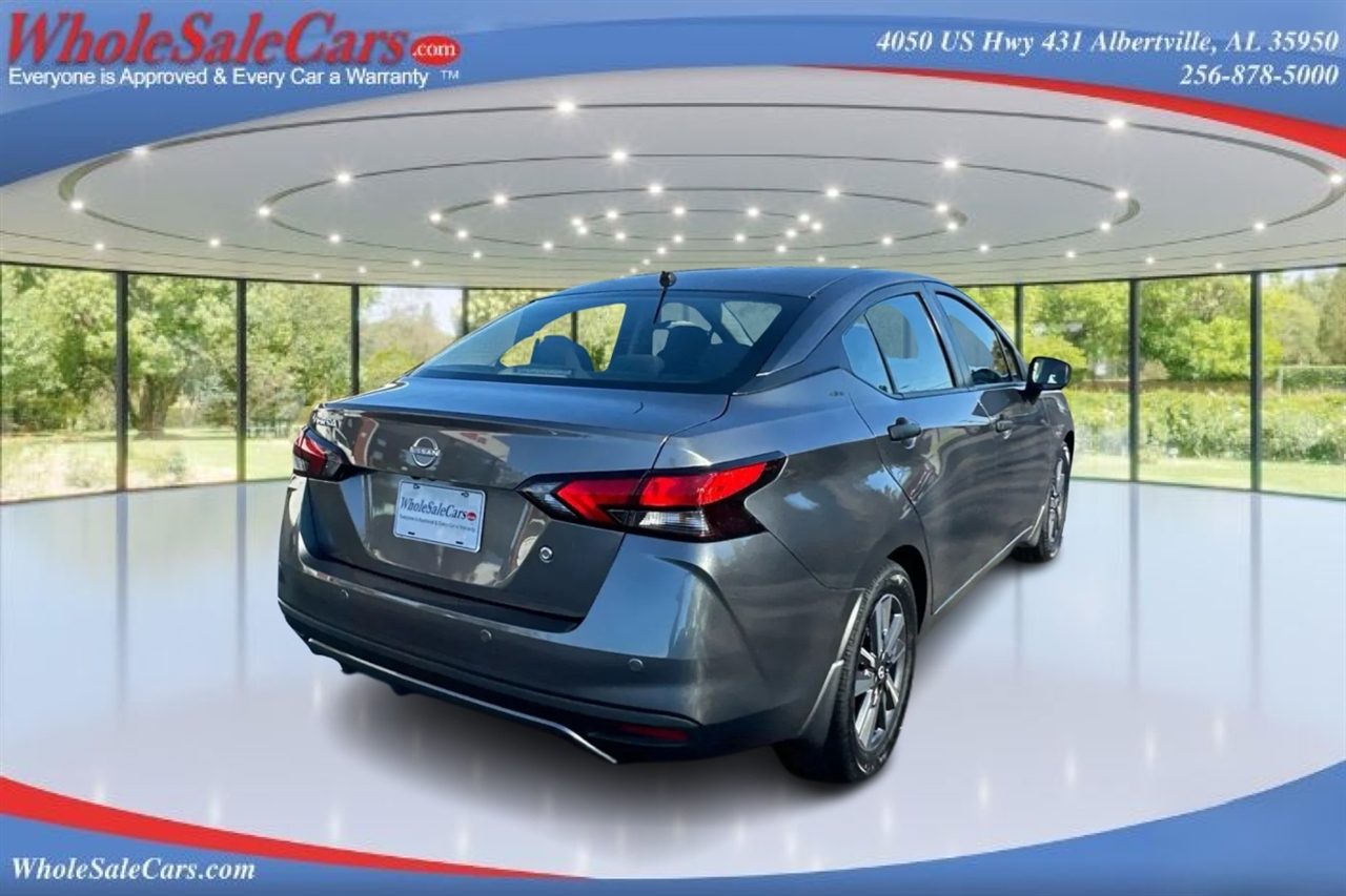 2023 Nissan Versa Sedan photo 2