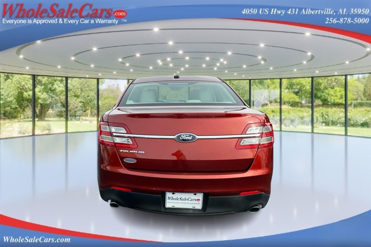 Ford Taurus SE 4D Sedan 2014