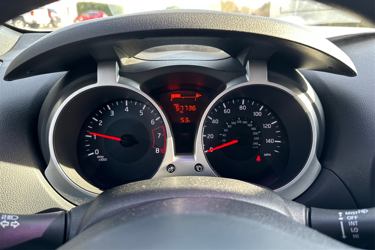 Nissan Juke S 4D Hatchback 2017