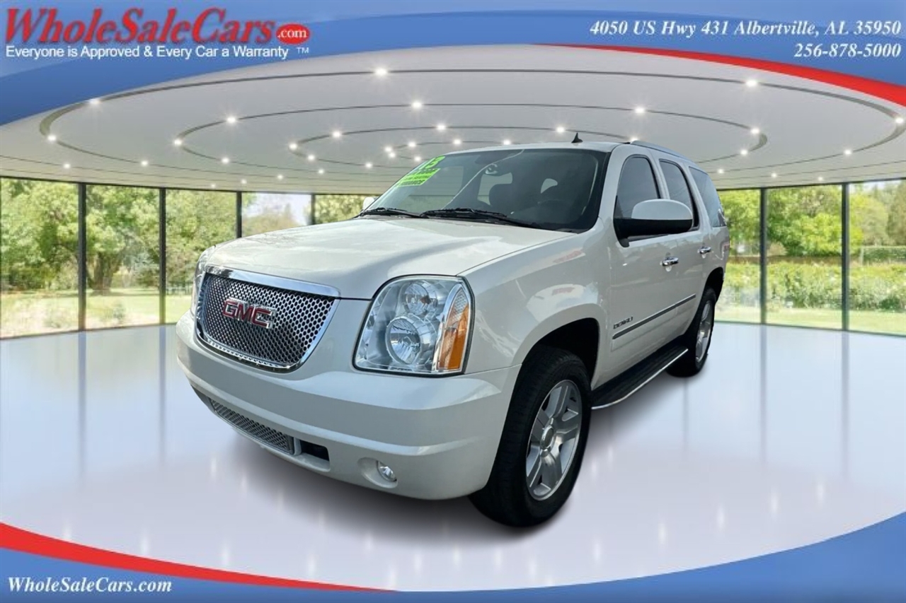 GMC Yukon Denali 4D SUV AWD 2013