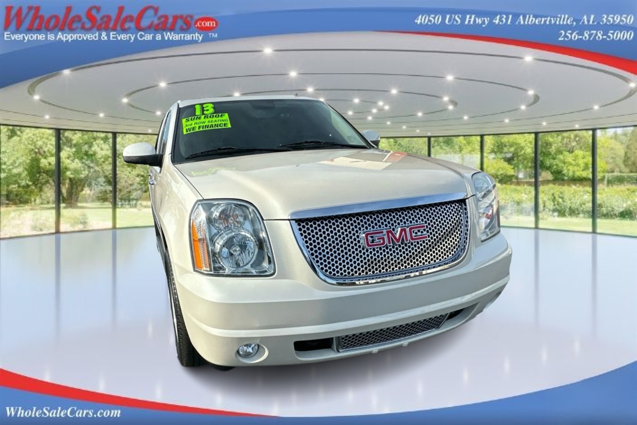 GMC Yukon Denali 4D SUV AWD 2013