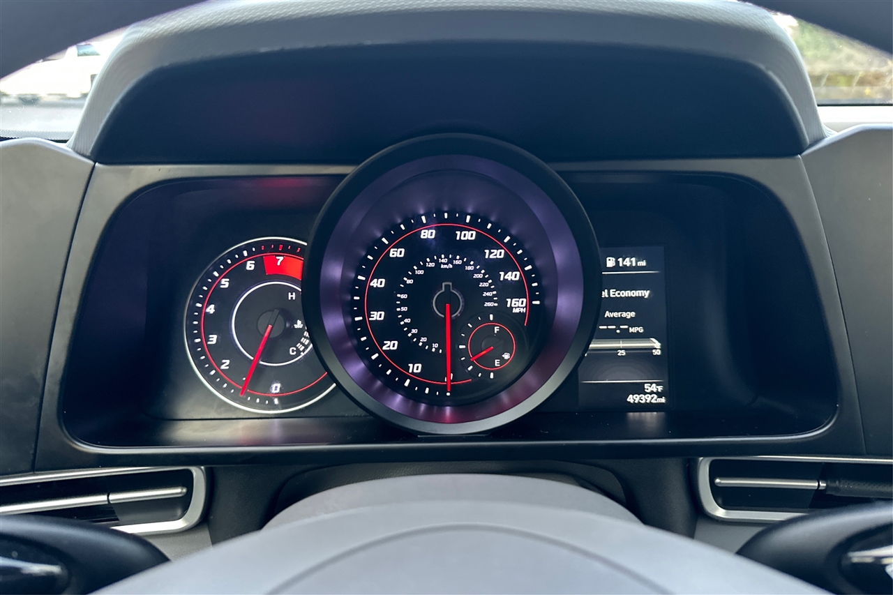 Hyundai Elantra SEL 4D Sedan at 2023