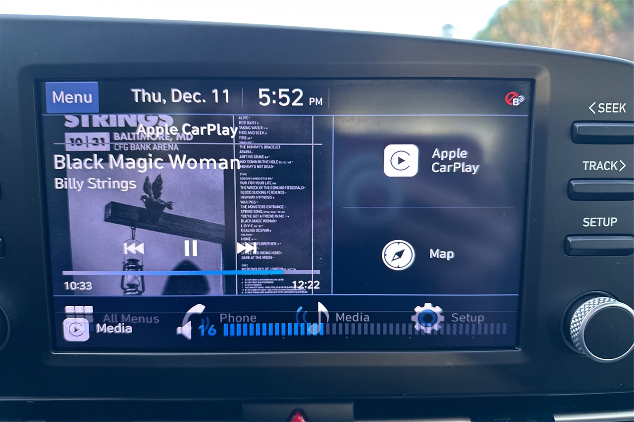 Hyundai Elantra SEL 4D Sedan at 2023