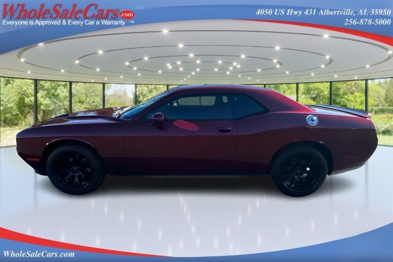 Dodge Challenger SXT 2D Coupe 2020