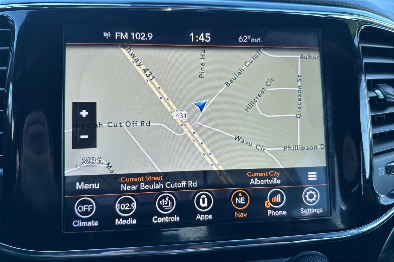 Jeep Grand Cherokee Laredo 4D SUV 4WD 2021