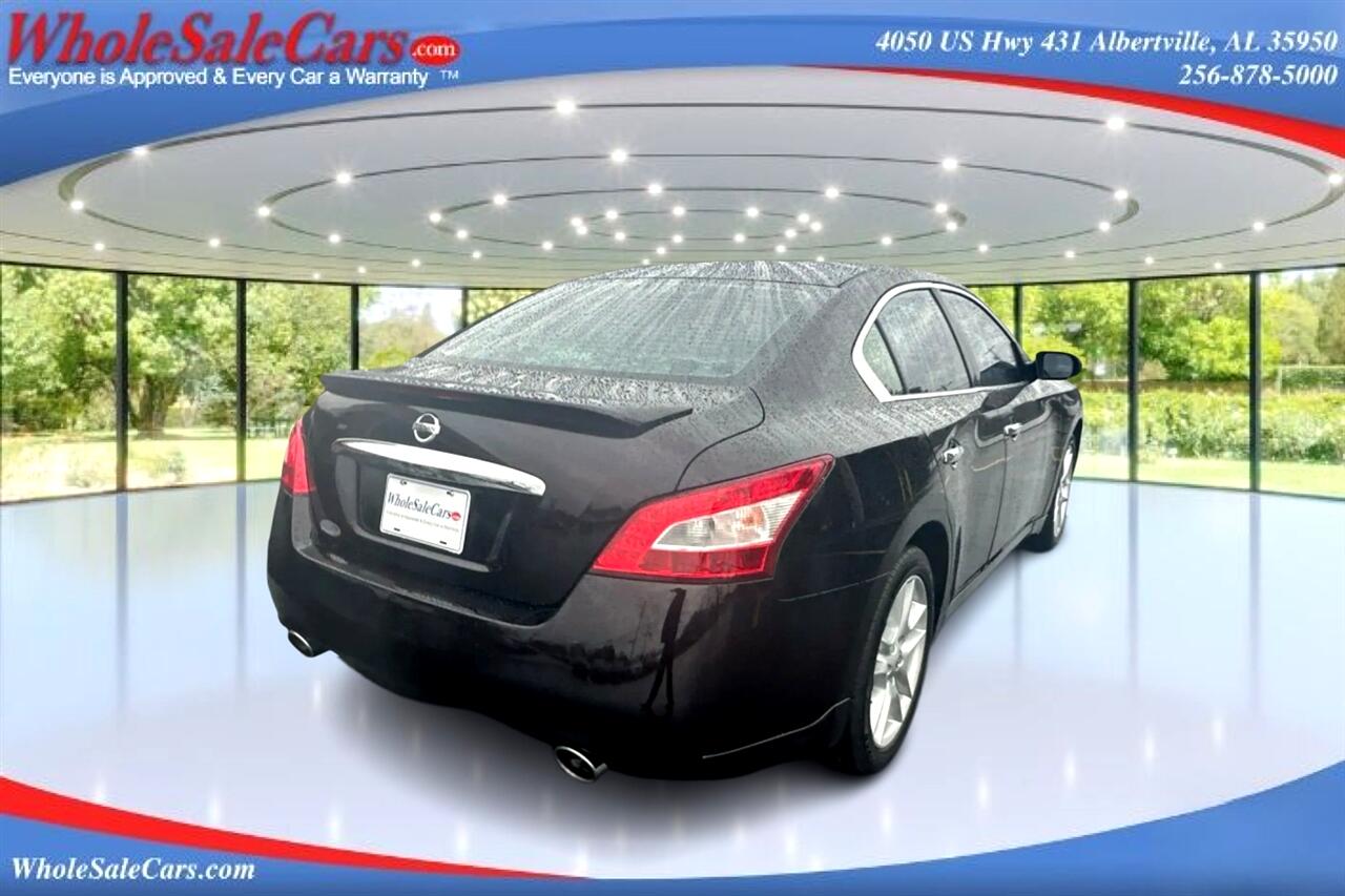 Nissan Maxima S 4D Sedan 2011