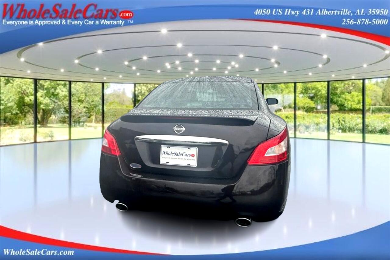Nissan Maxima S 4D Sedan 2011