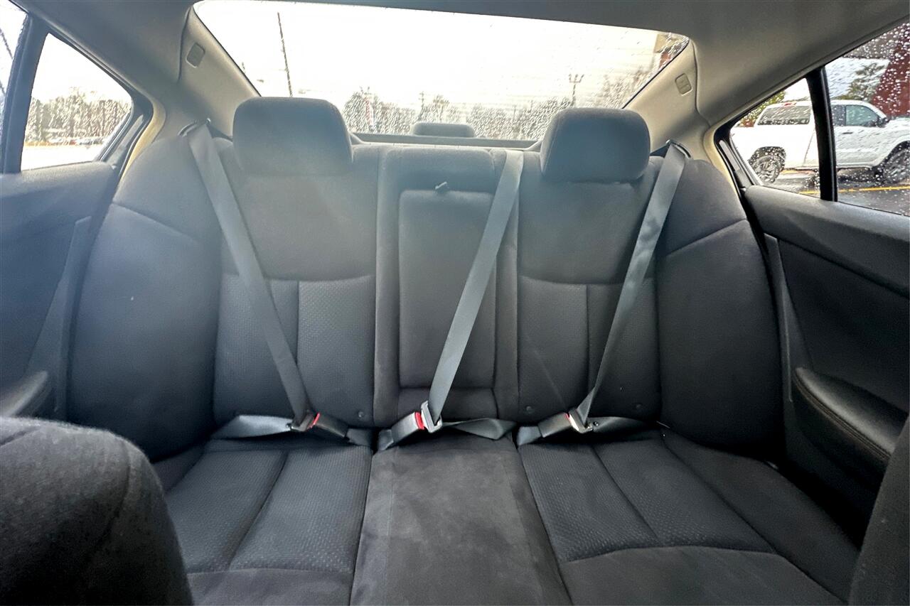 Nissan Maxima S 4D Sedan 2011