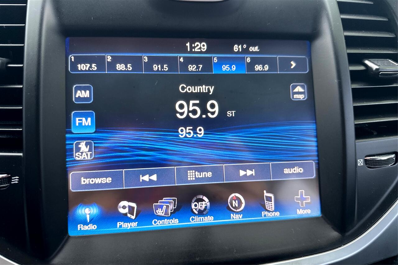 Chrysler 300 C 4D Sedan V6 2013