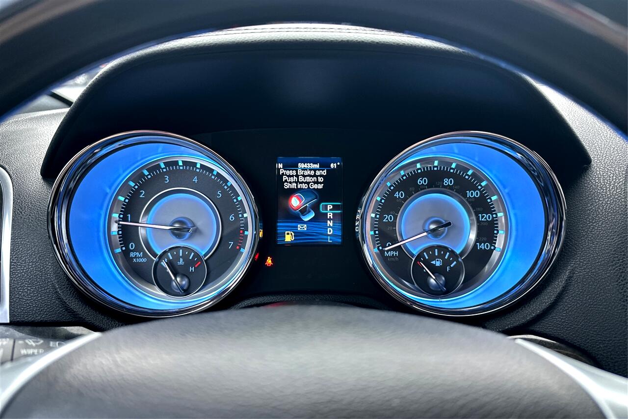 Chrysler 300 C 4D Sedan V6 2013