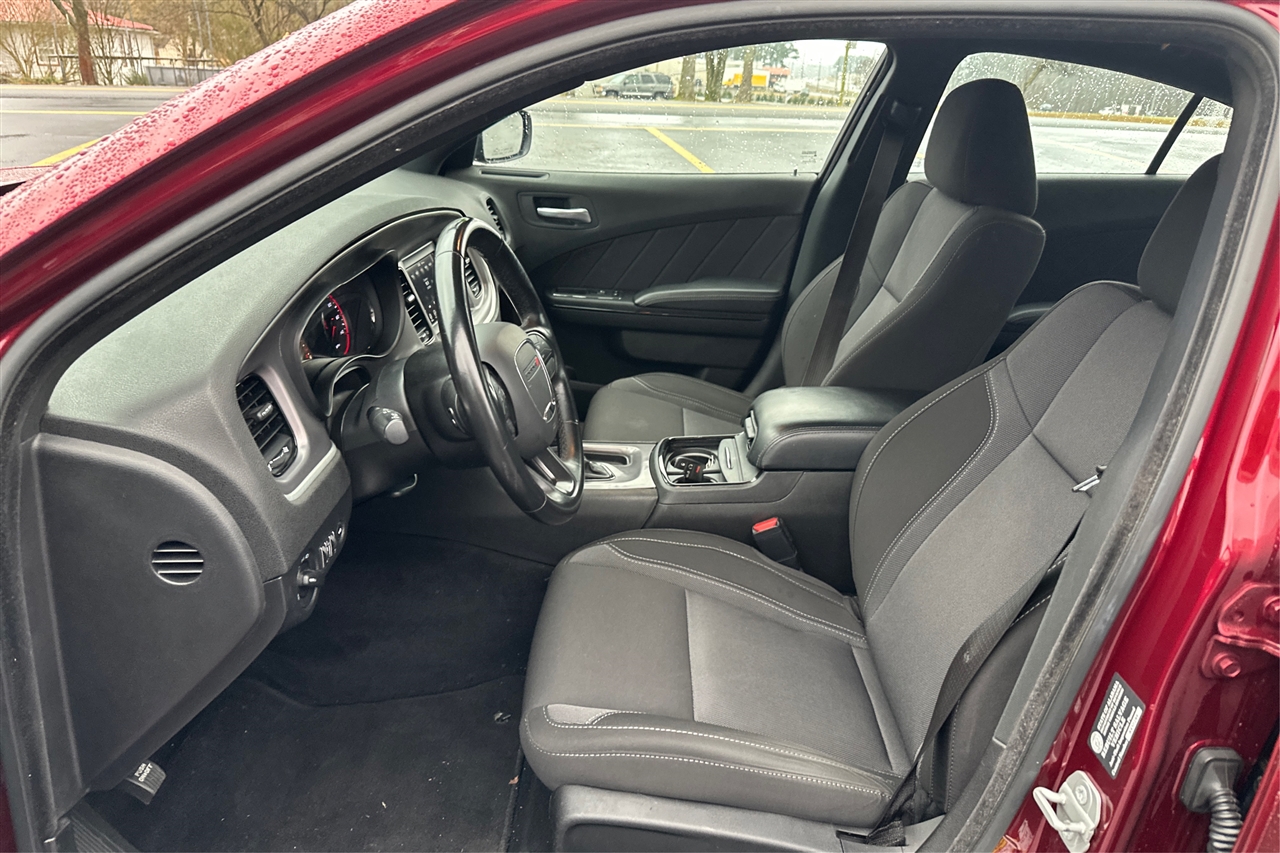 Dodge Charger SXT 4D Sedan 2022