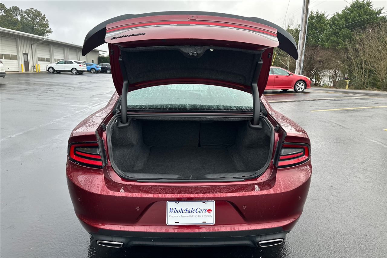 Dodge Charger SXT 4D Sedan 2022