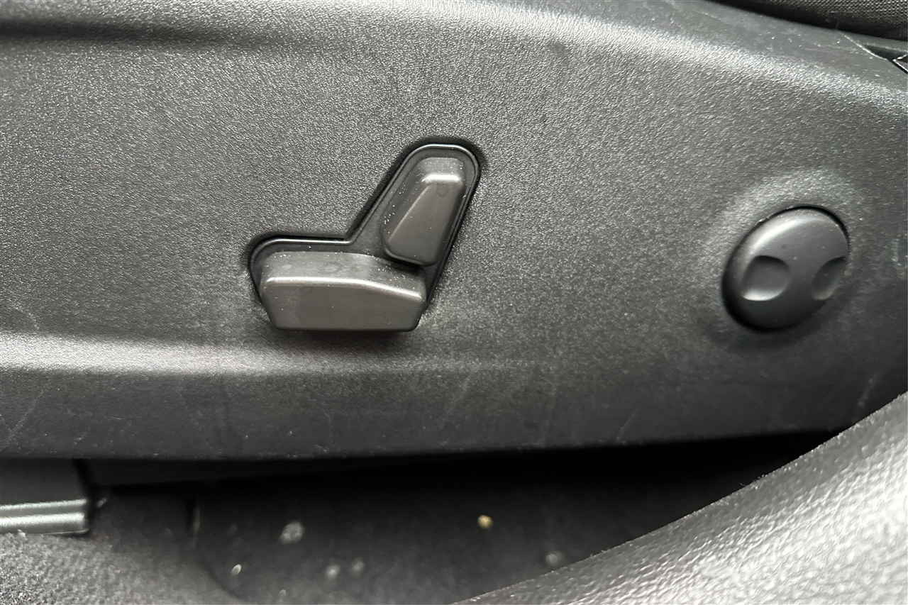 Dodge Charger SXT 4D Sedan 2022