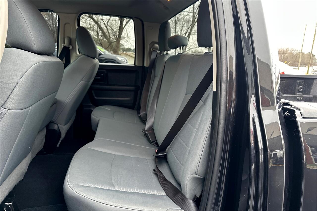 RAM 1500 ST Crew Cab 4WD 2017