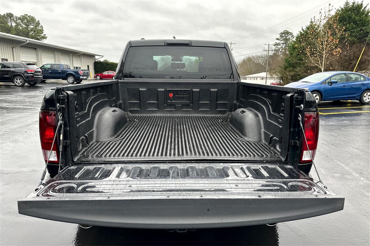 RAM 1500 ST Crew Cab 4WD 2017
