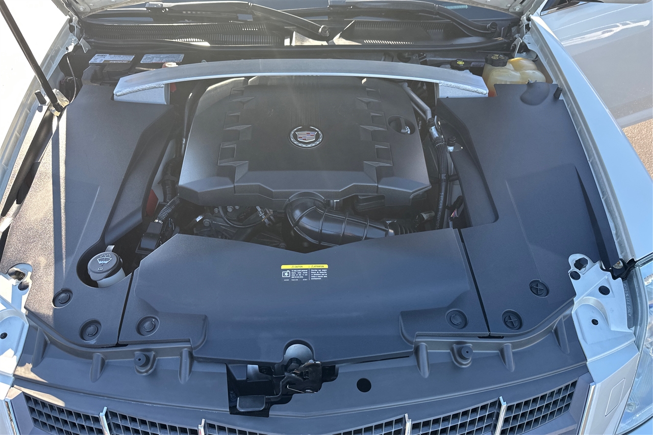 Cadillac STS 4D Sedan V6 2011