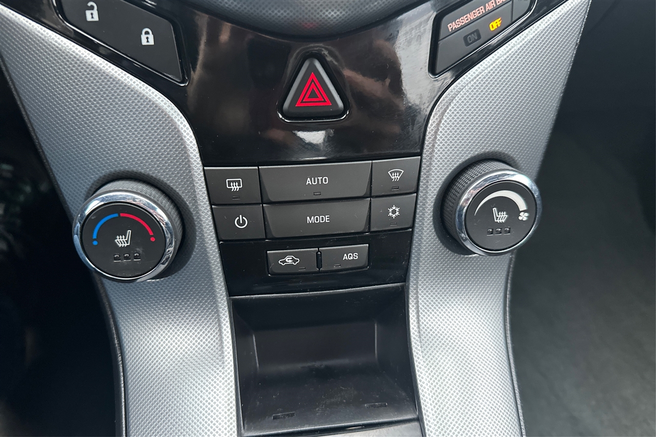 Chevrolet Cruze LTZ 4D Sedan 2014