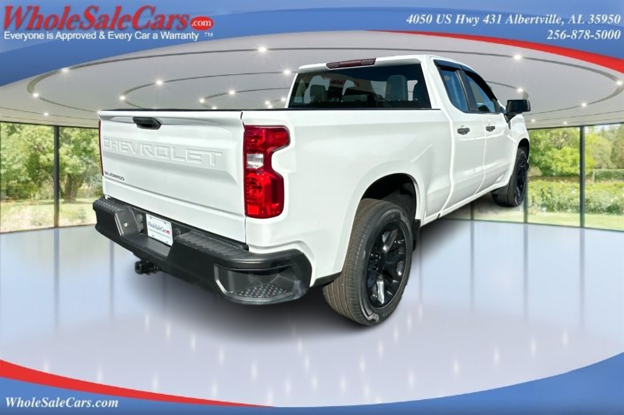 2020 Chevrolet Silverado WT's photo