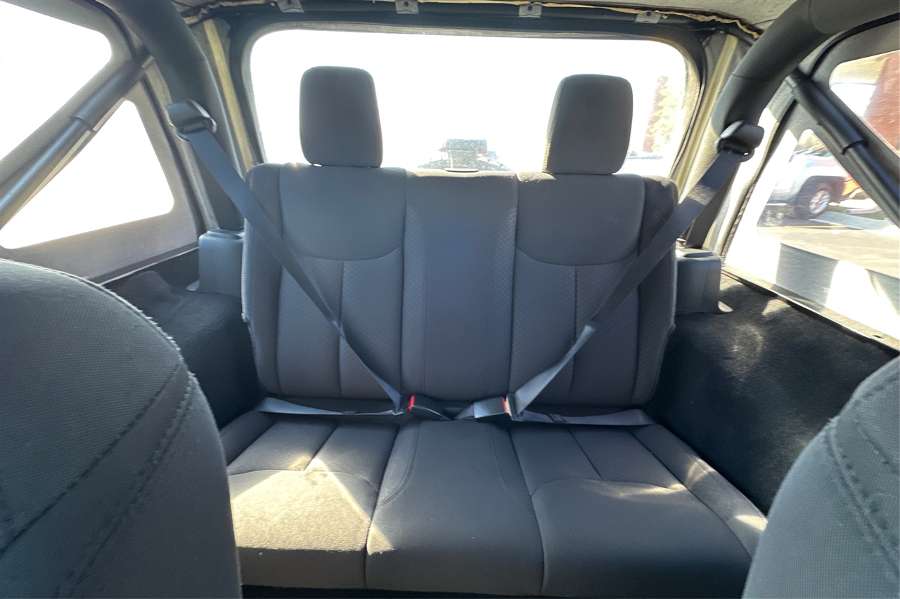 Jeep Wrangler Sport 2D SUV 4WD 2018