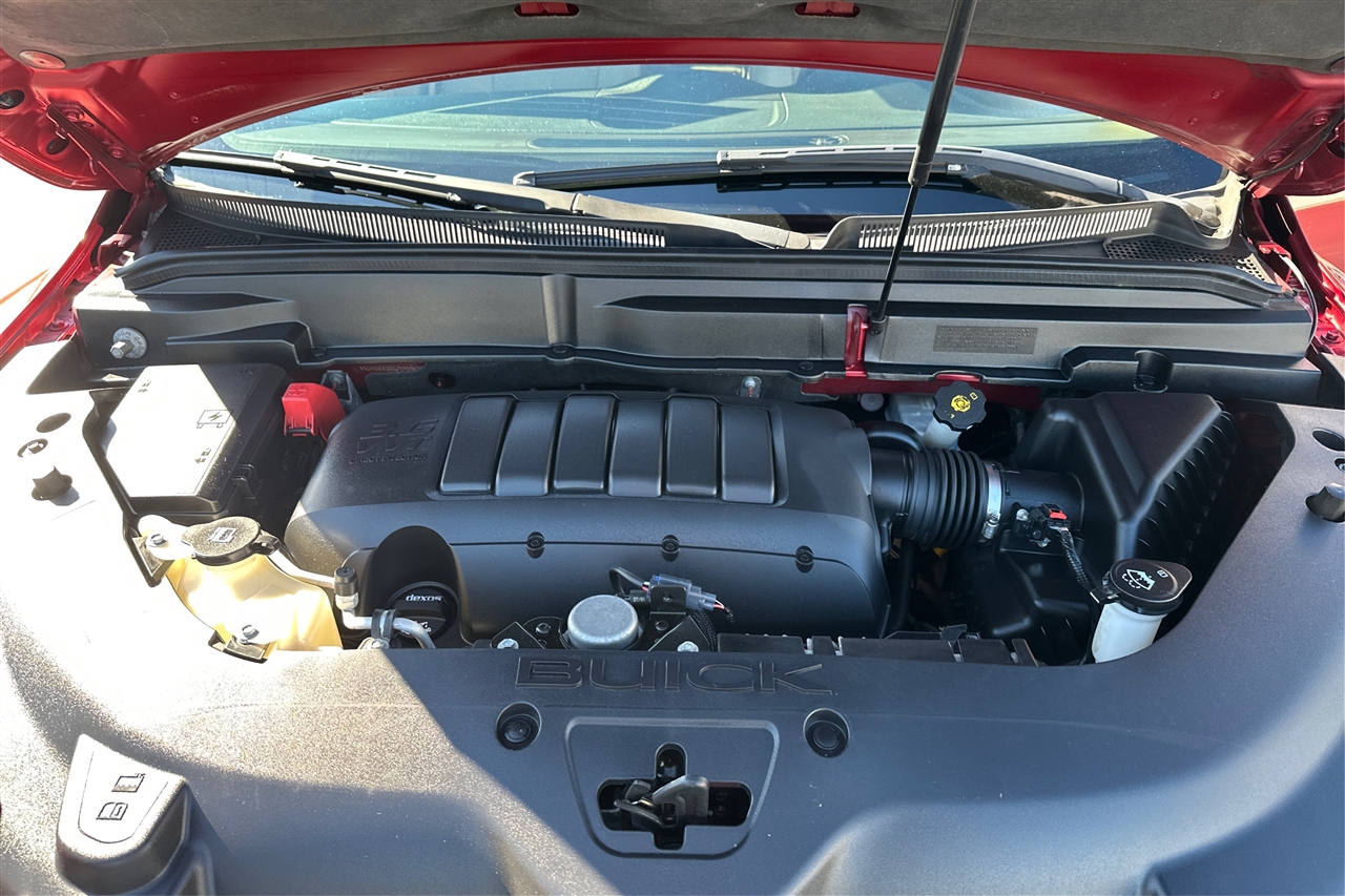 Buick Enclave Premium 4D SUV FWD 2012