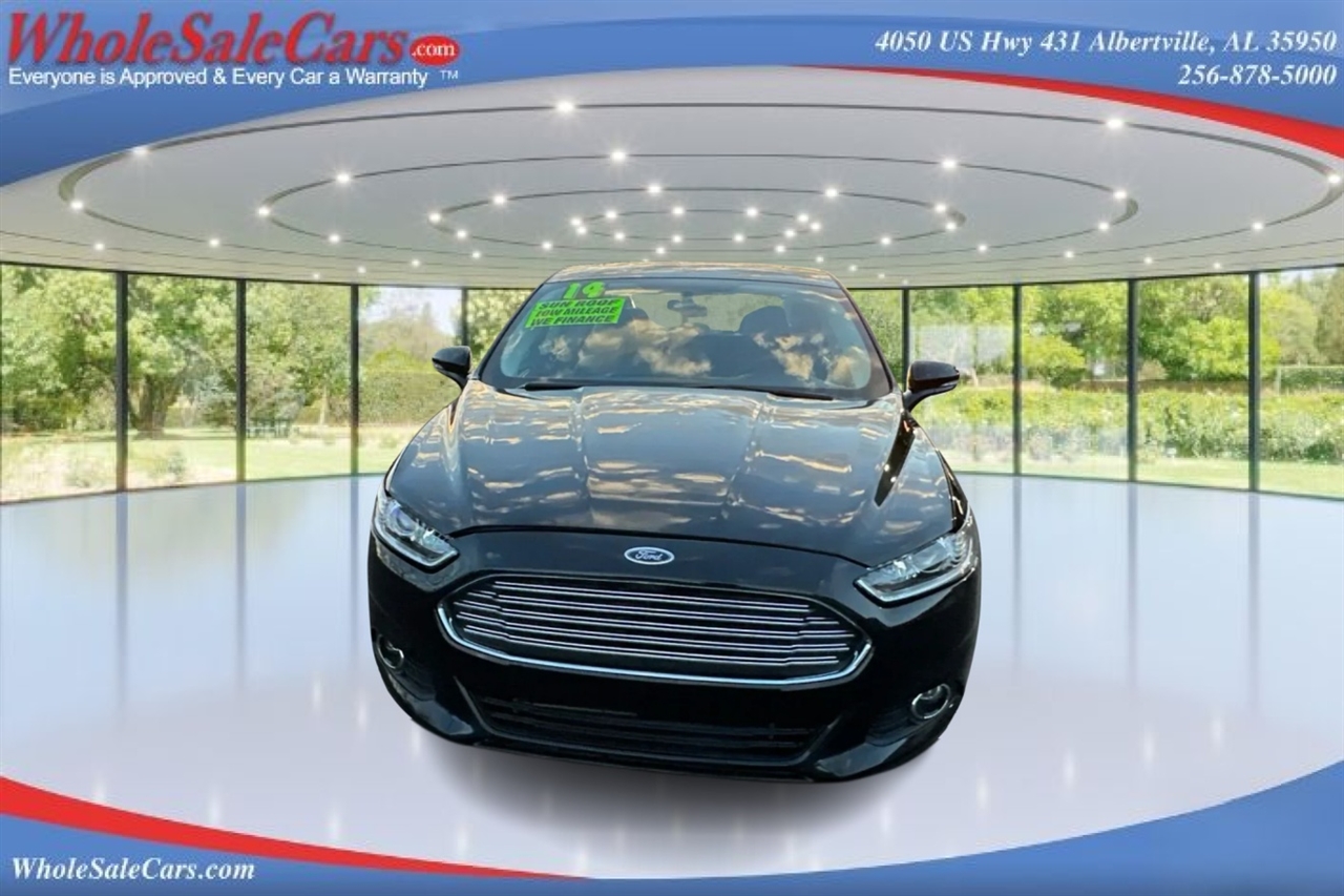 Ford Fusion SE 4D Sedan 2014