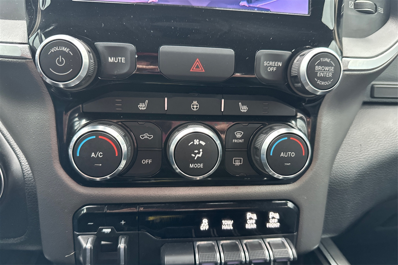 RAM 1500 Big Horn Crew Cab 2WD SWB 2019