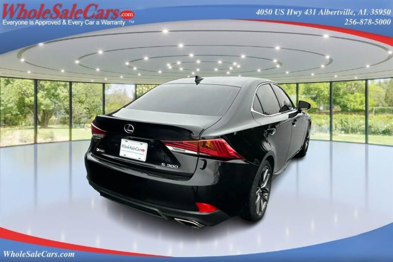Lexus IS 300 4D Sedan 2018