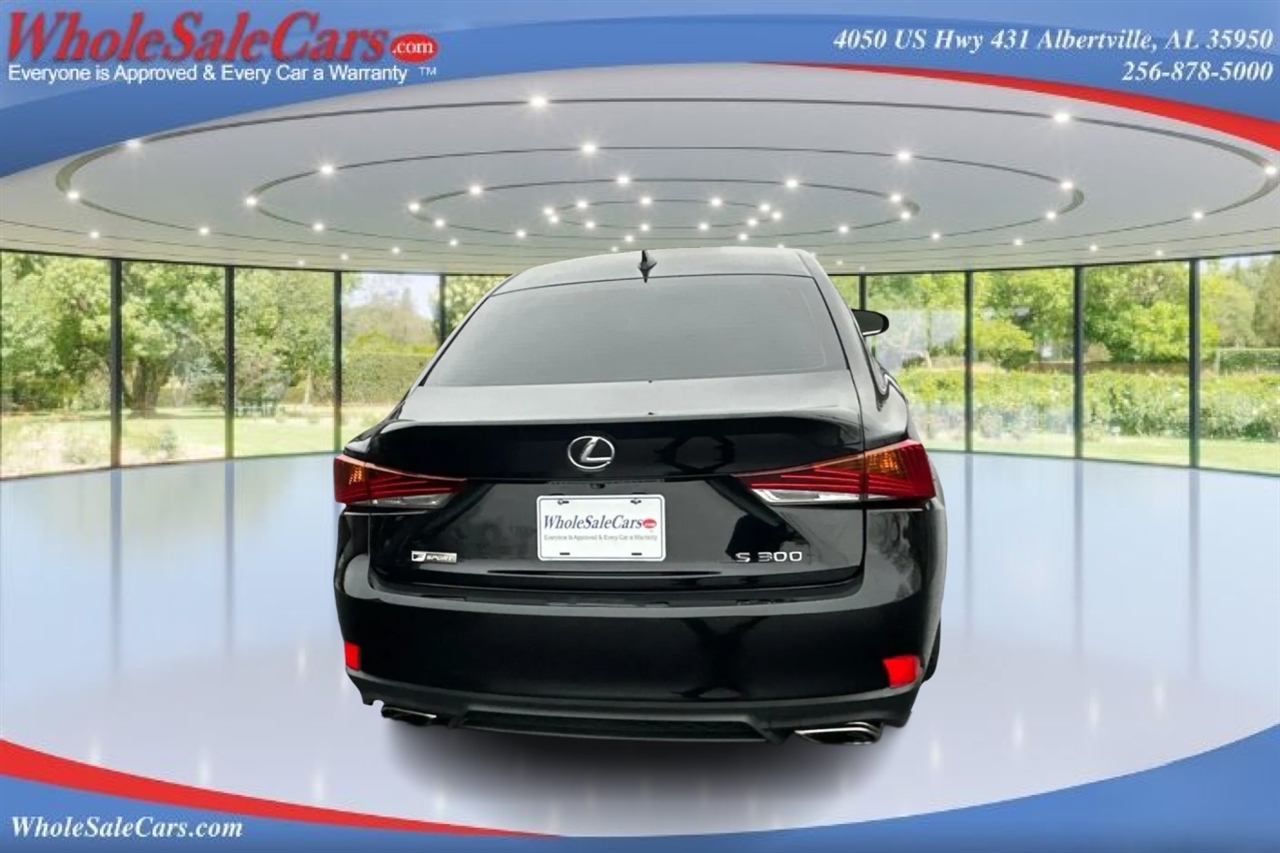 Lexus IS 300 4D Sedan 2018