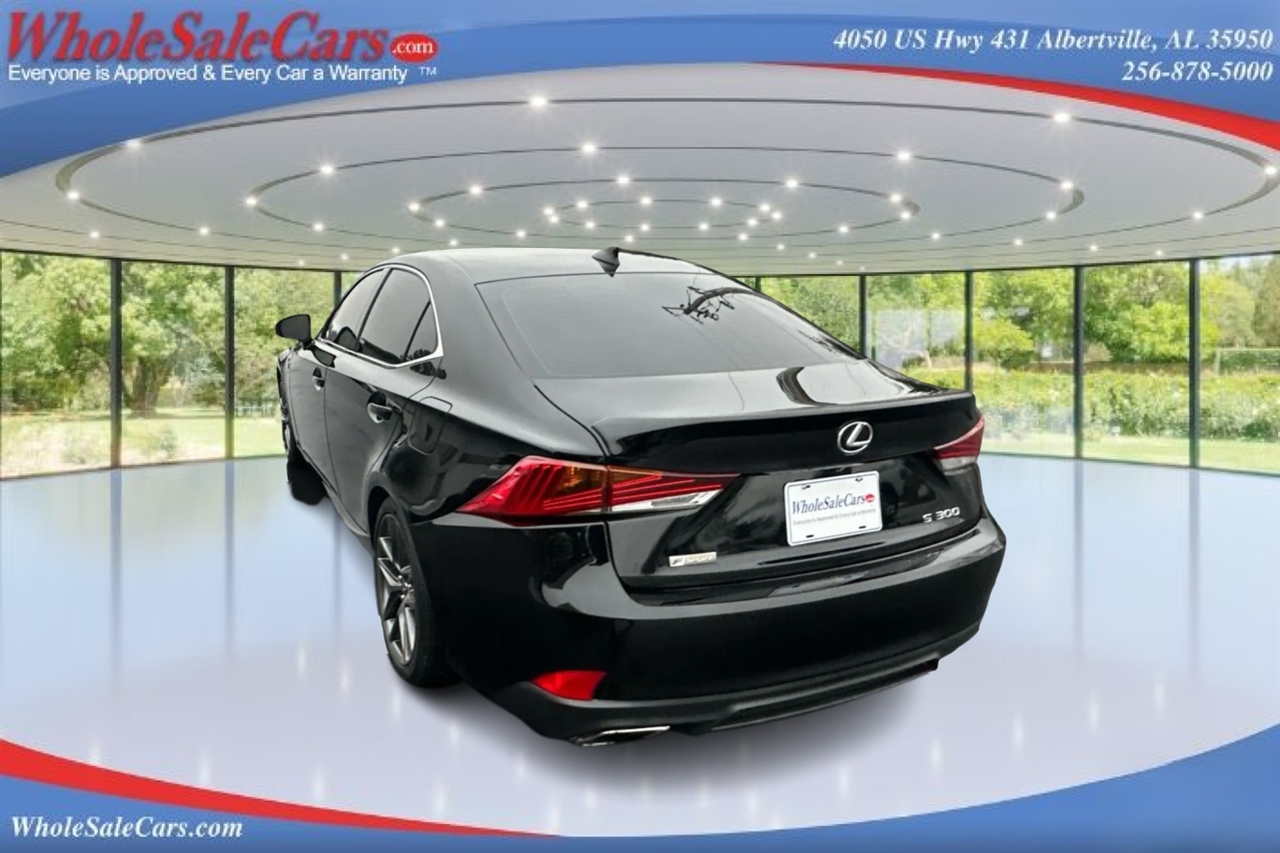 Lexus IS 300 4D Sedan 2018