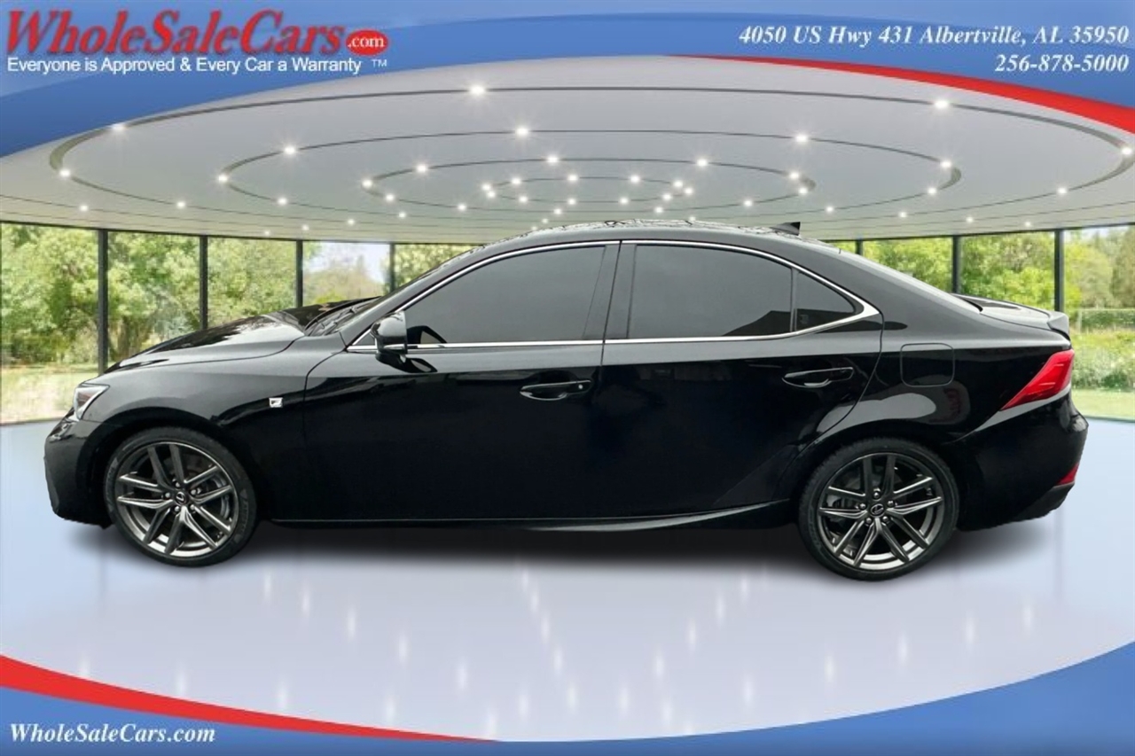 Lexus IS 300 4D Sedan 2018