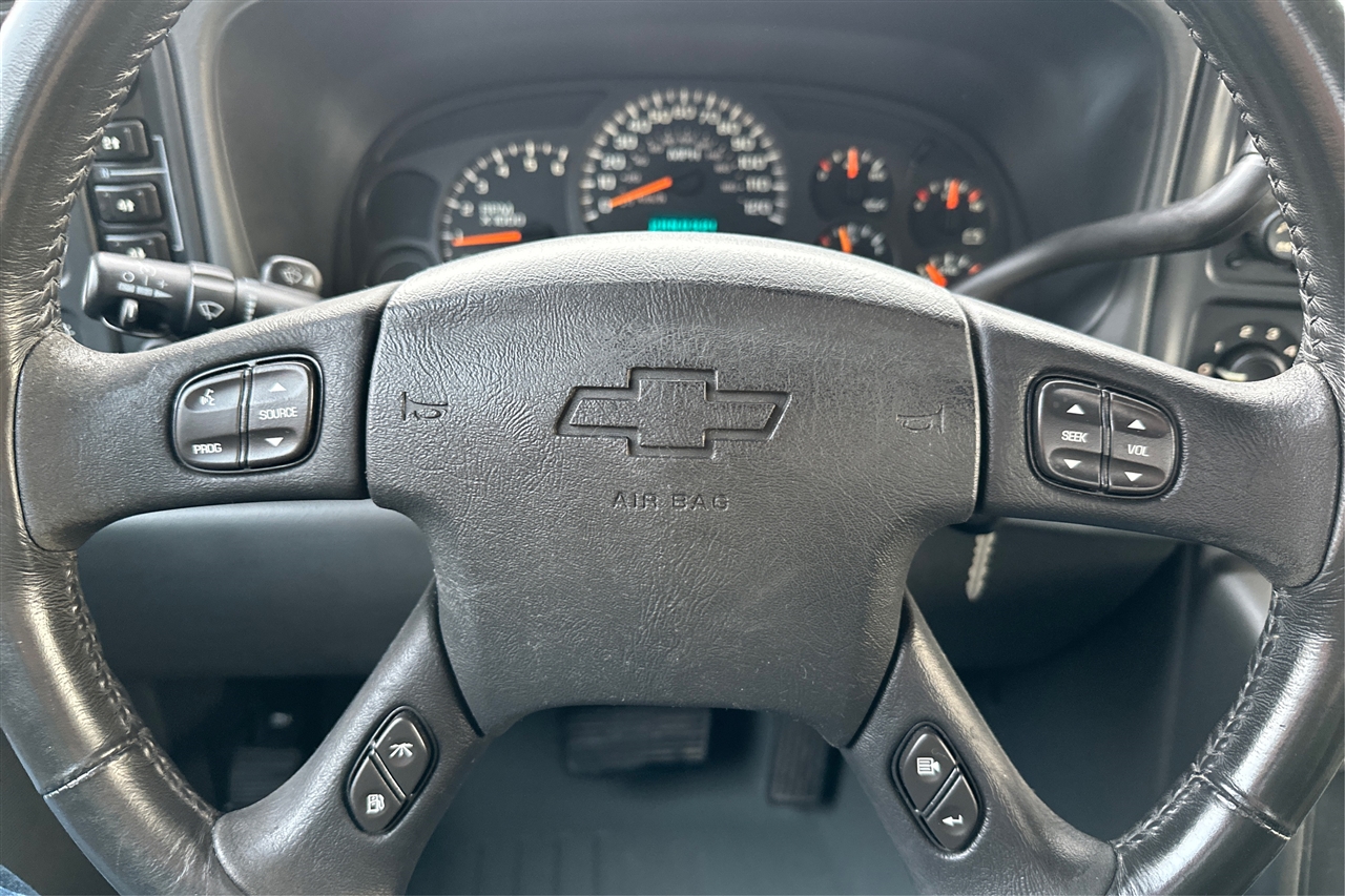 Chevrolet Silverado 1500 Base Ext Cab 4WD 4D 2004