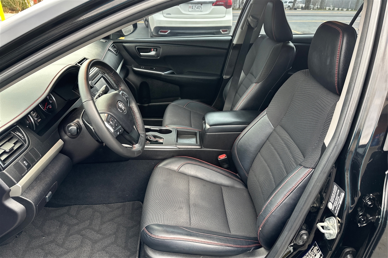 Toyota Camry SE 4D Sedan 2017