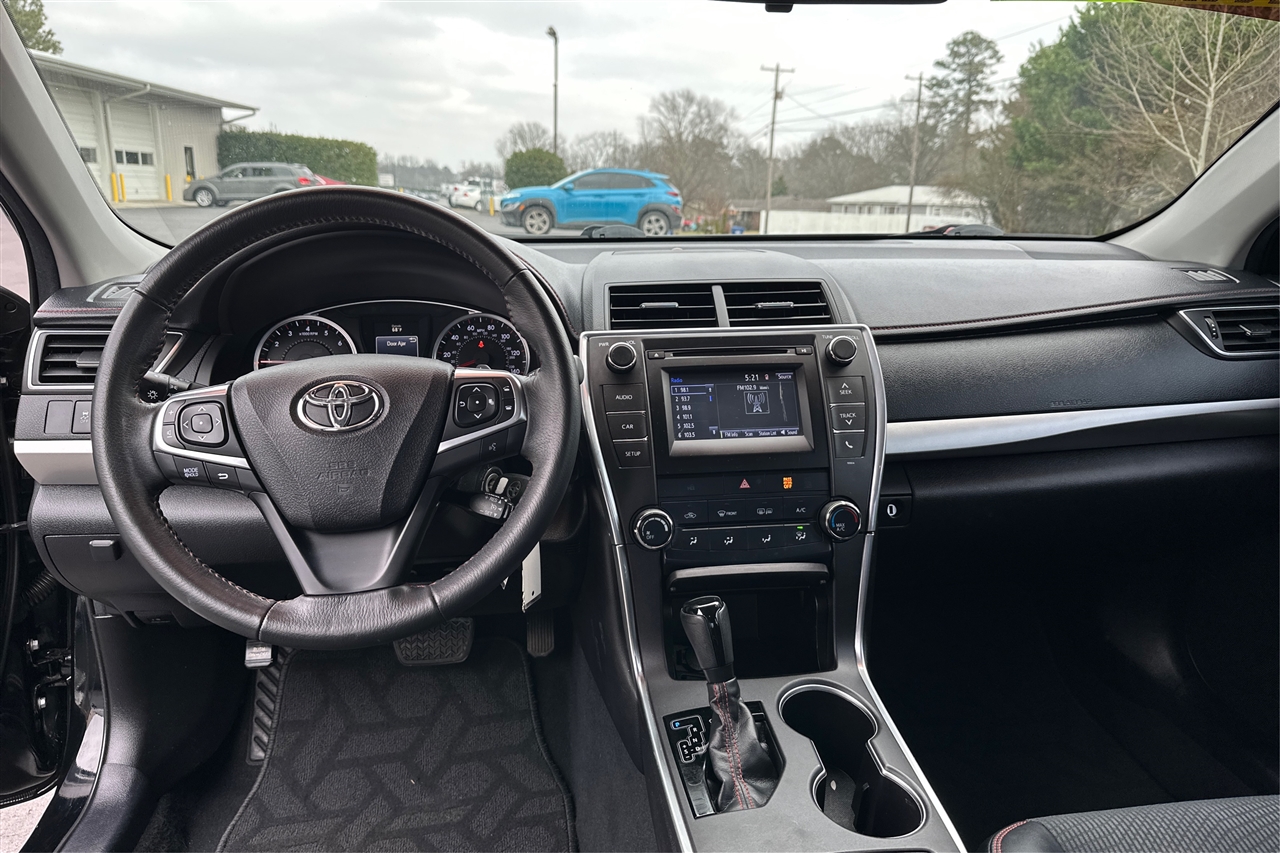 Toyota Camry SE 4D Sedan 2017