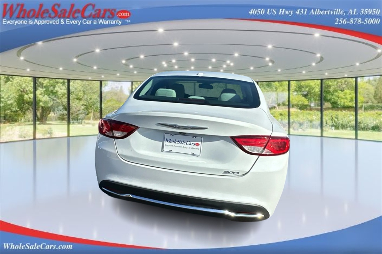 Chrysler 200 Limited 4D Sedan 2015