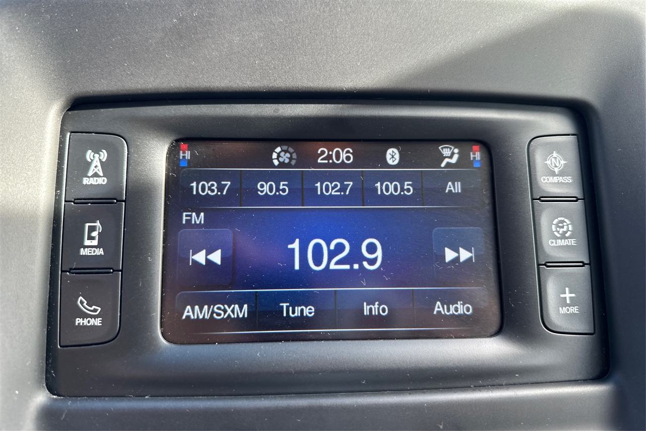 Chrysler 200 Limited 4D Sedan 2015