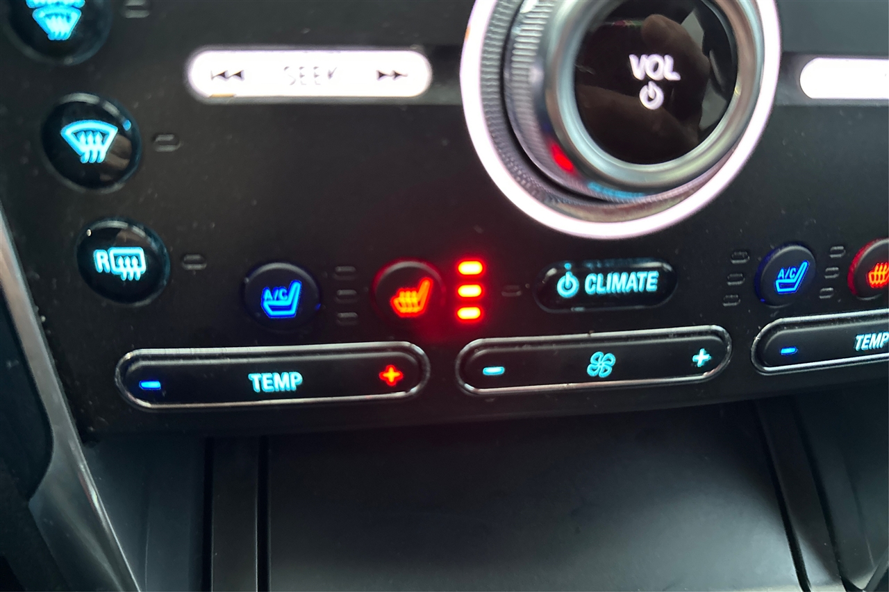 Ford Explorer Limited 4D SUV 4WD 2018