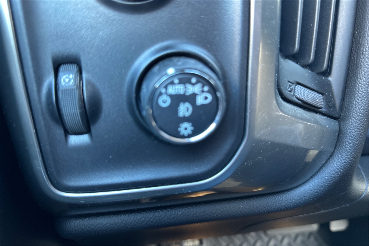 Chevrolet Silverado 1500 1LT Crew Cab 4WD 2018