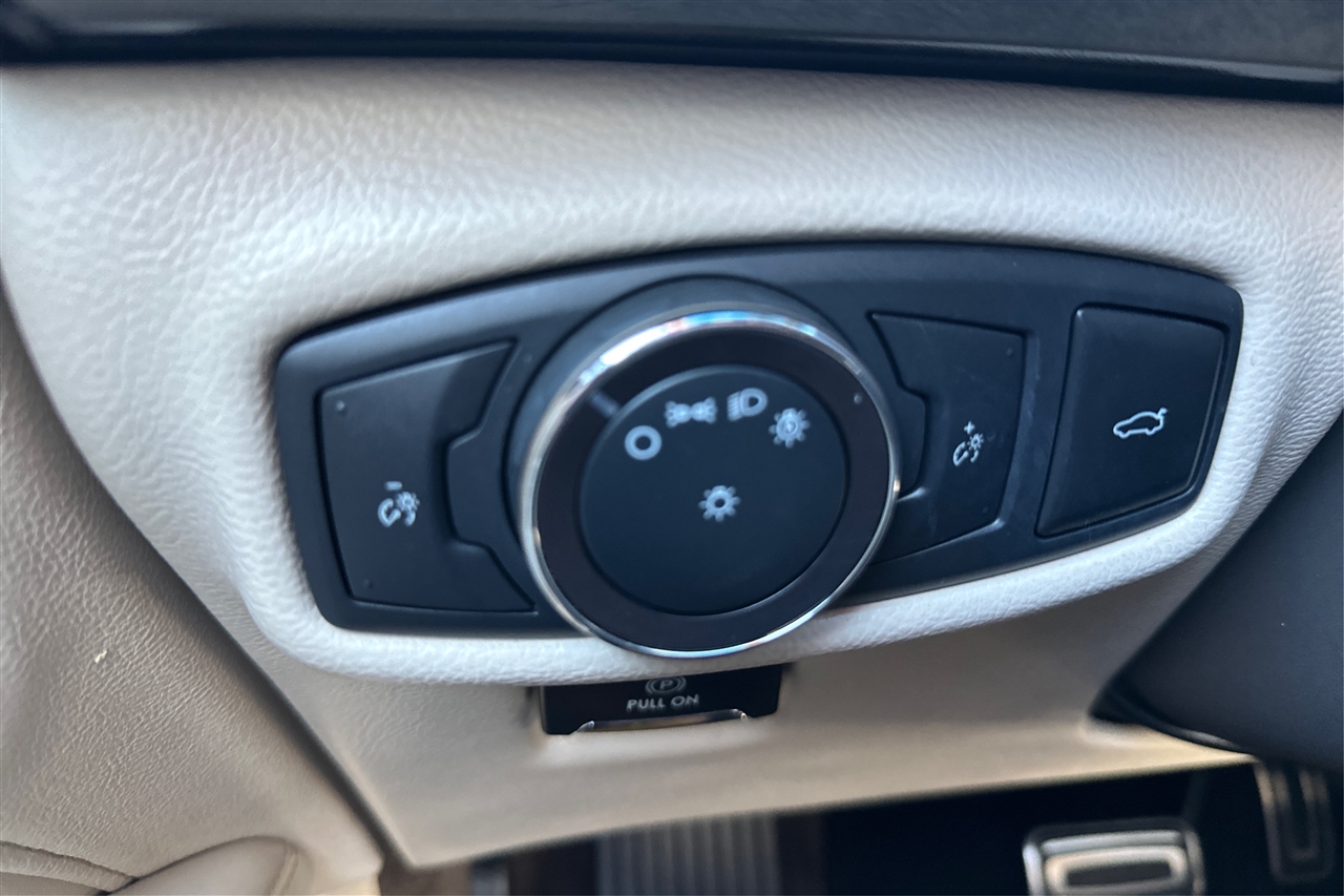 Lincoln MKZ Reserve 4D Sedan FWD 2019