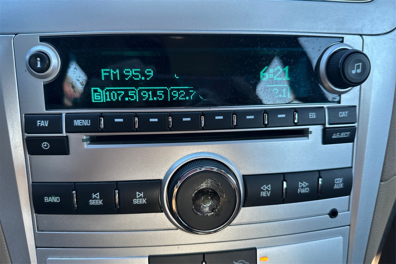 Chevrolet Malibu LS 4D Sedan 2011